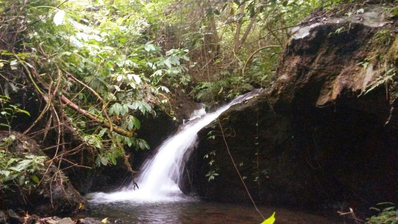 Pondok Manis ซีงาราจา ภายนอก รูปภาพ